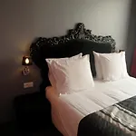 Idéal Hôtel Design