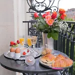 Idéal Hôtel Design