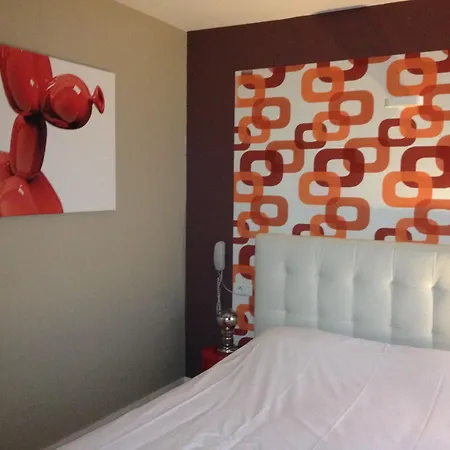 Bobo's Hotel