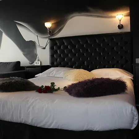 Bobo's Hotel
